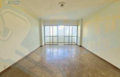 Imagem 3: Apartamento com 4 quartos para alugar por R$ 1400.00 à venda por R$ 400000.00, 156.00 m2