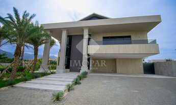 Imagem 3: Alphaville Barra da Tijuca - Mansão Triplex com fachada imponente, em terreno de esquina