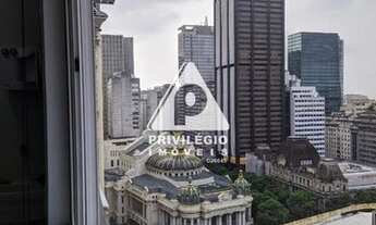 Imagem 2: Lindo apartamento todo reformado com vista para o Teatro Municipal, Centro - RJ