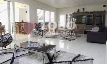 Imagem: Casa de condomínio para aluguel possui