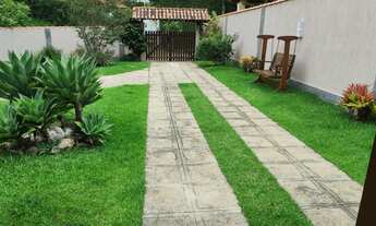 Imagem 2: Casa para venda tem 100 metros quadrados com 3 quartos em Albuquerque - Teresópolis - RJ