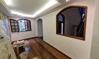 Imagem 4: Casa com 5 dormitórios à venda por R$ 990.000,00 - Alípio de Melo - Belo Horizonte/MG