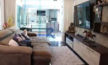 Imagem 2: Casa de condomínio para venda possui 455 metros quadrados com 3 quartos