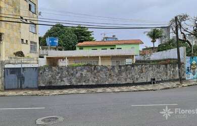 Imagem 4: Casa frente rua à venda, Rio Vermelho