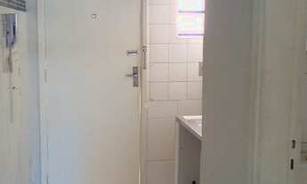 Imagem 6: Kitnet no centro para aluguel e venda tem 42m² quadrados com 1 quarto