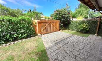 Imagem 5: Casa para venda tem 228 metros quadrados com 3 quartos em Rio Tavares - Florianópolis - SC