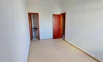 Imagem 7: Ótimo apartamento 2/4 com suíte, sala com varanda grande e ampla vista, cozinha, serviço