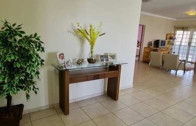 Imagem 4: 6 quartos 4 suítes churrasqueira piscina L.800m2 sobrado rua 8 Vicente pires condomínio