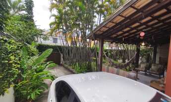 Imagem 7: Casa para Venda em Salvador, Stiep, 5 dormitórios, 2 suítes, 3 banheiros, 4 vagas