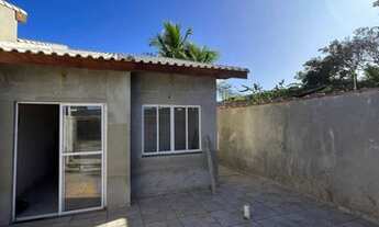 Imagem 2: Casa com piscina lado praia