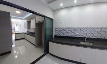 Imagem 3: Jd. Itália, 03 quartos Nova, semi-mobiliada 679mil !