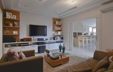 Imagem 7: Cobertura para venda com 577 metros quadrados com 4 quartos em Ahú - Curitiba - PR