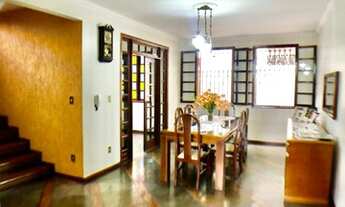 Imagem 2: Linda casa em ?tima localiza??o!!