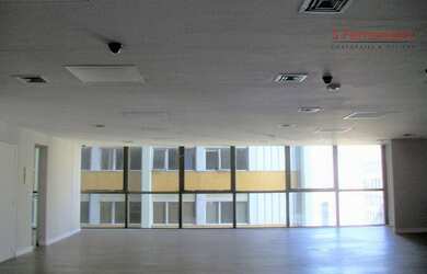 Imagem 4: Escritório / Sala Comercial com 300 m² para venda por R$ 4.650.000 ou aluguel por R$ 13.5