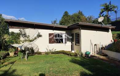 Imagem 6: Casa com amplo pátio e 3 quartos em Picada Café, na Serra Gaúcha