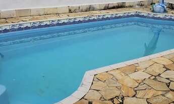 Imagem: Sobrado para venda com piscina, churrasqueira