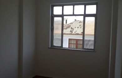 Imagem 4: Higienópolis. Frente.Longe de comunidades. 2Q. Sala.Cozinha. R$ 1.200,00