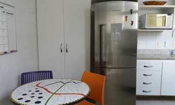 Imagem 2: Apartamento para venda tem 233 metros quadrados com 4 quartos em Copacabana - Rio de Janei