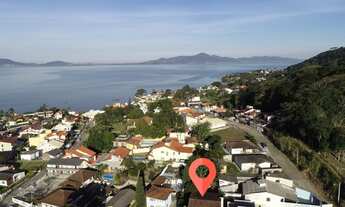 Imagem 3: Imóvel com renda a venda na Ponta de Baixo em São José