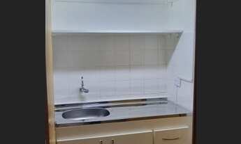 Imagem 5: Kitnet/conjugado, com 22 m2, com cozinha, dormitório e banheiro, no Centro de Curitiba-Pr