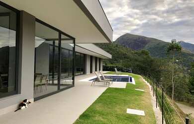 Imagem 3: Casa de condomínio para venda com 600 metros quadrados com 4 quartos em Itaipava - Petrópo