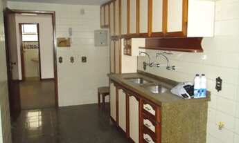 Imagem 4: Excelente 4qtos com 2 vgs, planta única no Centro de SG em Rua Tranquila