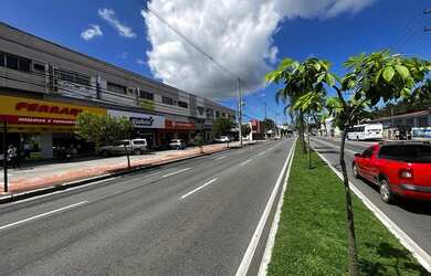 Imagem 2: Ponto comercial/Loja 275 metros, com mezanino Goiabeiras - Vitória - ES
