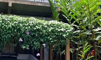 Imagem: Lindo Sobrado em meio à Natureza e a Praia