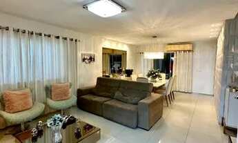 Imagem 2: Casa em condomínio para venda com 220m2, 4 suítes, projetados, DCE e piscina no Morros - T