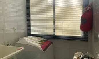 Imagem 3: Apartamento para venda tem 66 metros quadrados com 2 quartos em Centro - Criciúma - SC