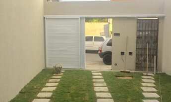 Imagem 3: Casa solta para venda em Lauro de Freitas- Centro. Possui 4/4 com excelente localização