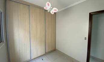 Imagem 5: Casa para aluguel possui 188 m2 com 04 quartos no Bairro Pampulha - Uberlândia - MG