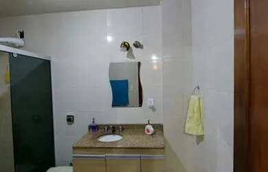 Imagem 6: Excelente apartamento com varanda, sala, 2 quartos, 2 banheiros, dep. Empr., c/1 vaga de