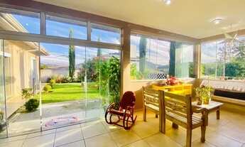 Imagem 7: Belíssima casa térrea onde a paz e tranquilidade fazem morada!!!