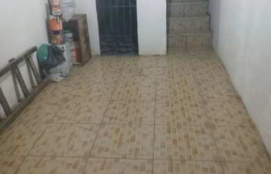 Imagem 2: Alugo casa com 2/4 em Itapuã condomínio fechado