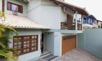 Imagem: Casa para venda com 4 quartos em Jardim