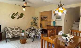 Imagem 3: Casa duplex 3 Quartos Condomínio frente Praia Iguaba Grande