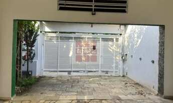 Imagem 3: Aluguel de Casa de Luxo na Vila Cordeiro, São Paulo-SP: 3 Quartos, 1 Suíte, 4 Banheiros e