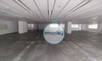 Imagem: Conjunto comercial com 1024m² vão livre