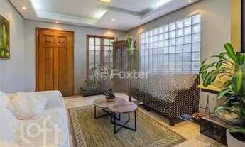 Imagem 2: Casa à venda Rua Professor Fernando Carneiro, Três Figueiras - Porto Alegre