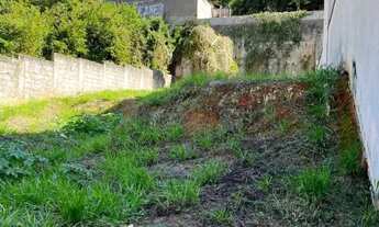 Imagem: Terreno á venda no centro de São Roque