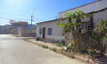 Imagem: QR 829 Ótima Esquina com Casa Simples Escriturada