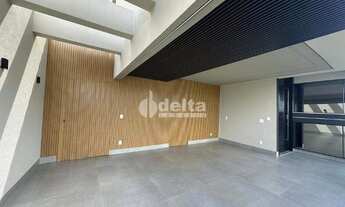 Imagem 4: Casa no condomínio Jardim Versailles disponível para venda em Uberlândia-MG