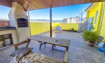 Imagem 2: Cobertura 100% linear. Área de lazer com churrasqueira e chuveirão. M87S