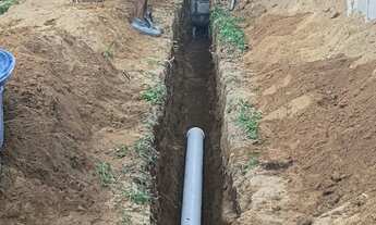 Imagem 6: Casa laje, toda embolsada,murada e esgoto pronto , tel