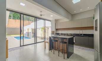 Imagem 2: Casa no condomínio Residencial Sao Bento para venda com 3 quartos, sendo 1 suíte , 170m²