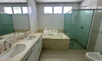 Imagem 16: Casa no condomínio Gavea Hill 1 disponível para venda no bairro Morada da Colina em Uberlâ