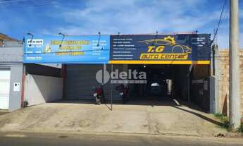 Imagem: Loja disponível para venda no bairro Monte