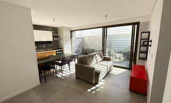 Imagem 3: Apartamento a venda possui 97 metros quadrados com 2 quartos em Campeche - Florianópolis