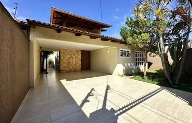 Imagem: Casa à venda com 3 suítes Parque Anhanguera